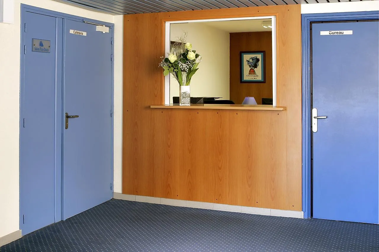 Terres De France Brest Aparthotel
