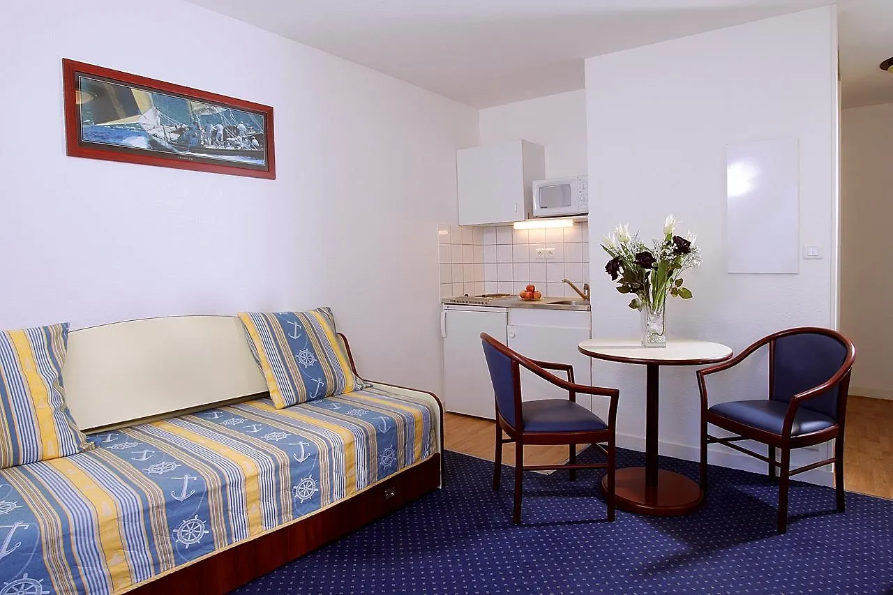 Terres De France Brest Aparthotel