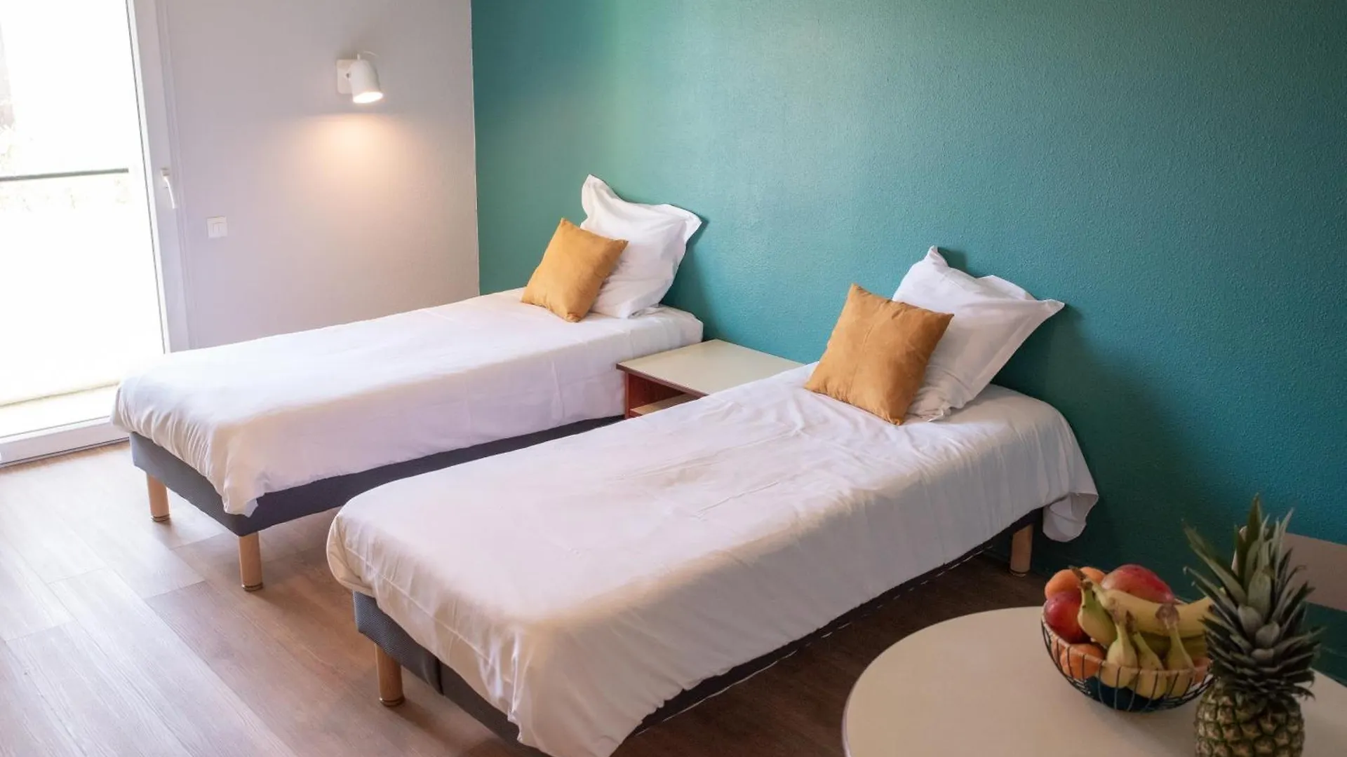 Terres De France Brest Aparthotel
