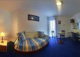 **  Terres De France Brest Aparthotel Frankrijk